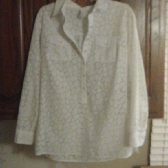Ladies White Blouse long sleeve button up size large - Picture 1 of 5